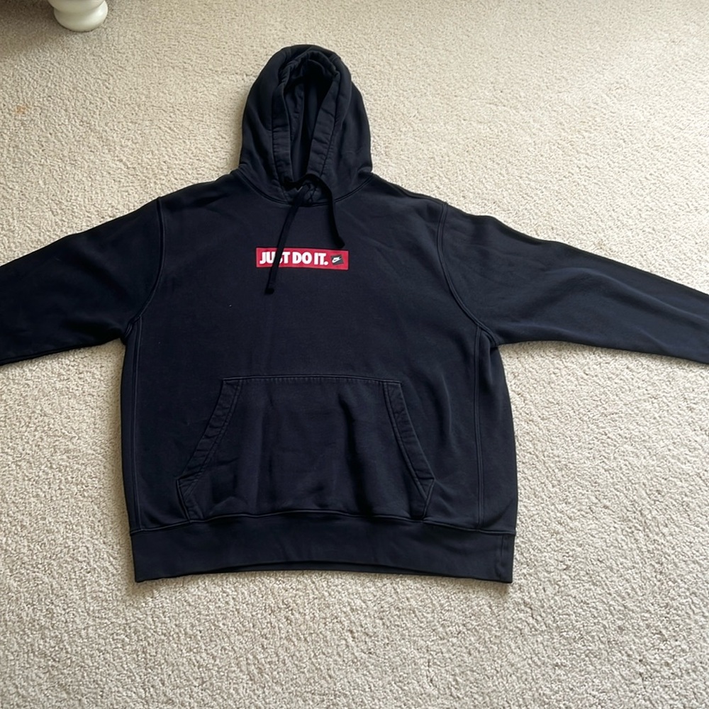 Nike sweatshirt